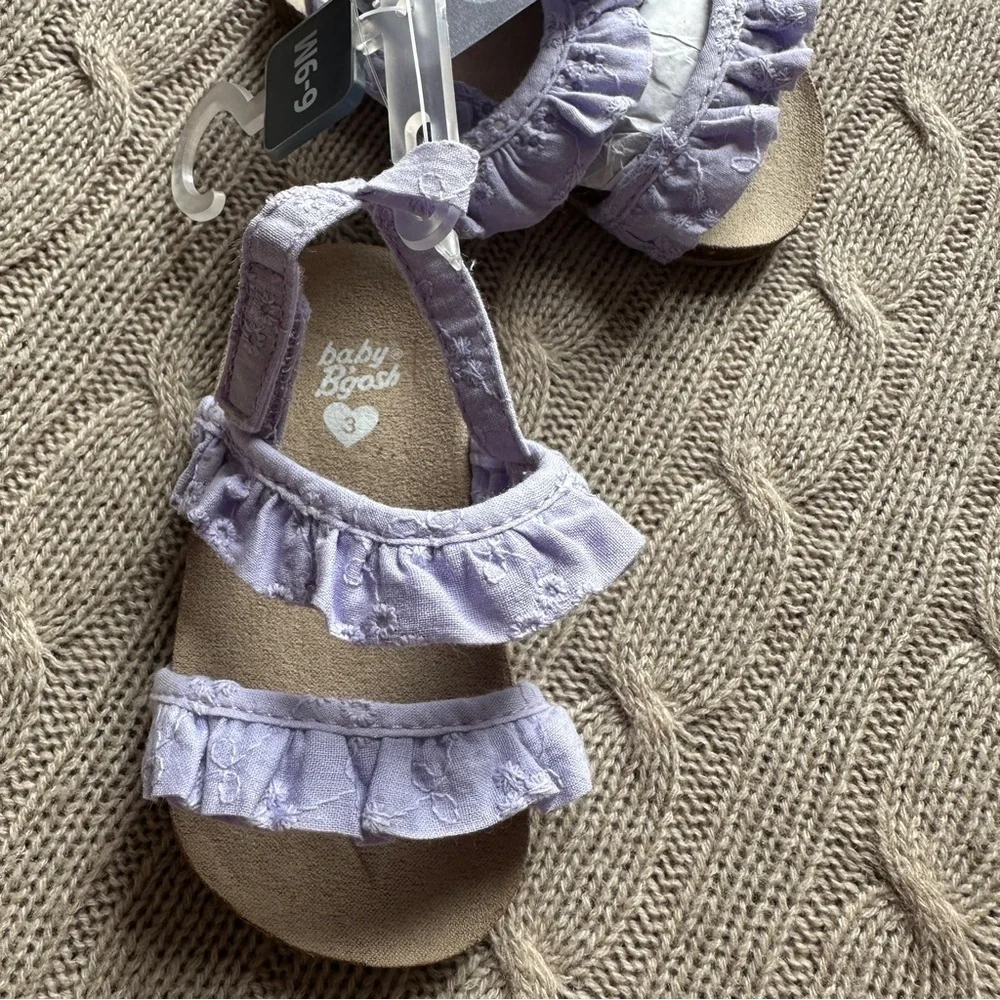 NWT Carter’s Baby Girl Sandals, Lavender Ruffle, Size 3 / 6-9 Months